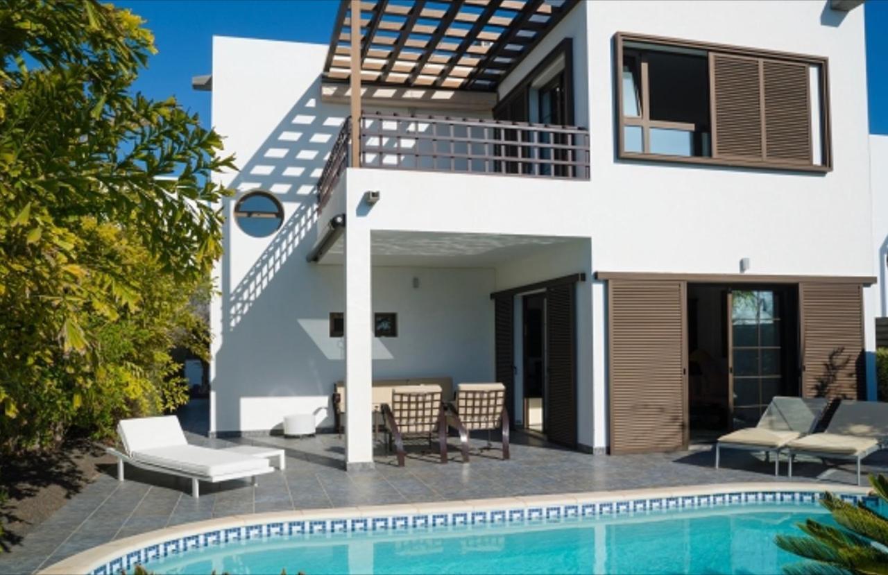 Sea Views Modern Villa For Relaxing Holidays Costa Teguise Exterior photo